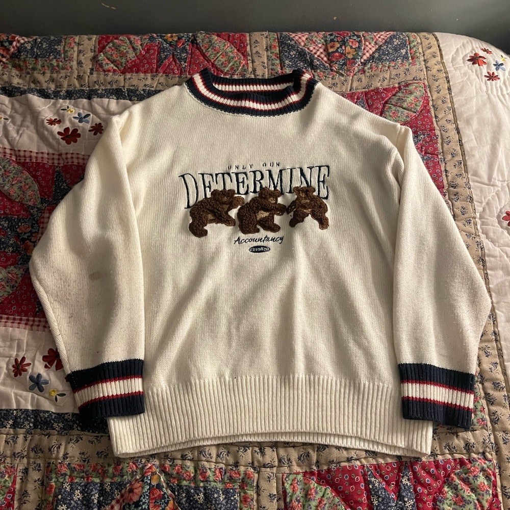 Aelfric Eden Cream Sweater with Bear Design size M